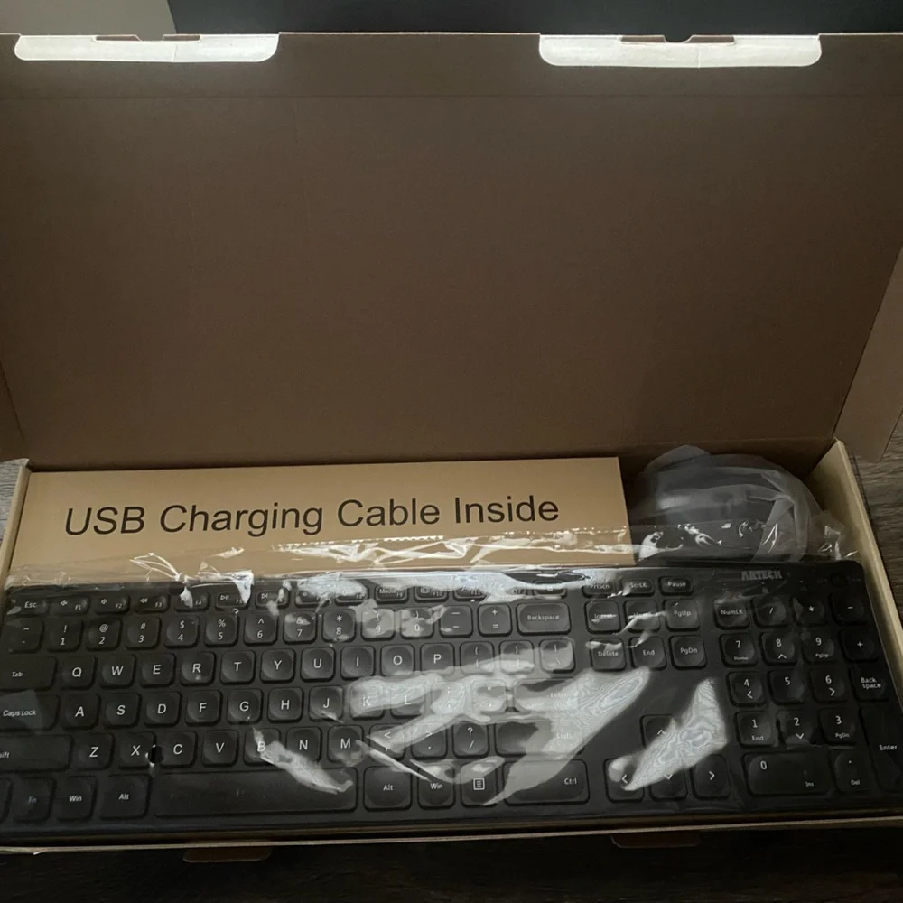 Brand new dell desktop everything including